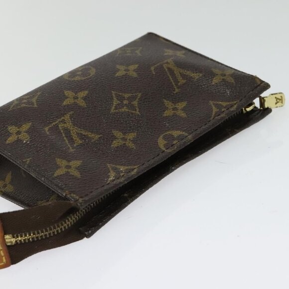 LOUIS VUITTON Monogram Posh Toilette 15 Pouch - Picture 8 of 16